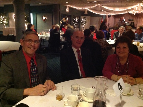 ./Gallery/XmasAdult12-15-12/2012 DIAC XMAS 025.jpg